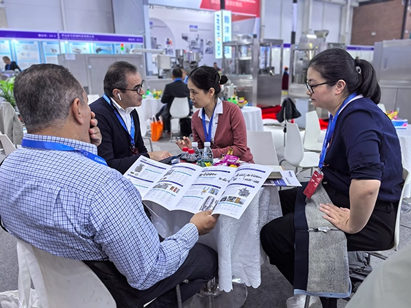 Jiangsu Hanyoo Shows Off Production Gear at Qingdao Pharma Expo